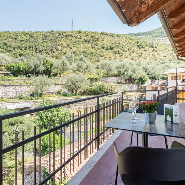 HOLIDAY APARTMENTS TORBOLE-RIVA DEL GARDA (TN)