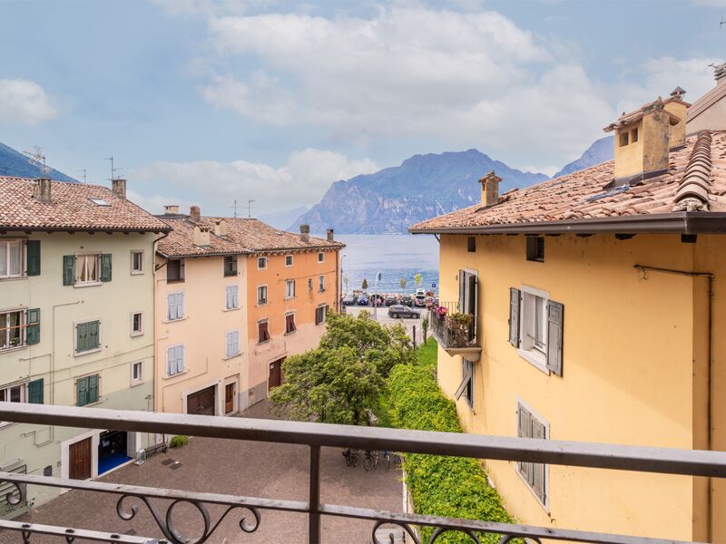 Appartamento con balcone